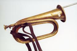 postmuseet, gjenstander, posthorn, trompettype, lærrem