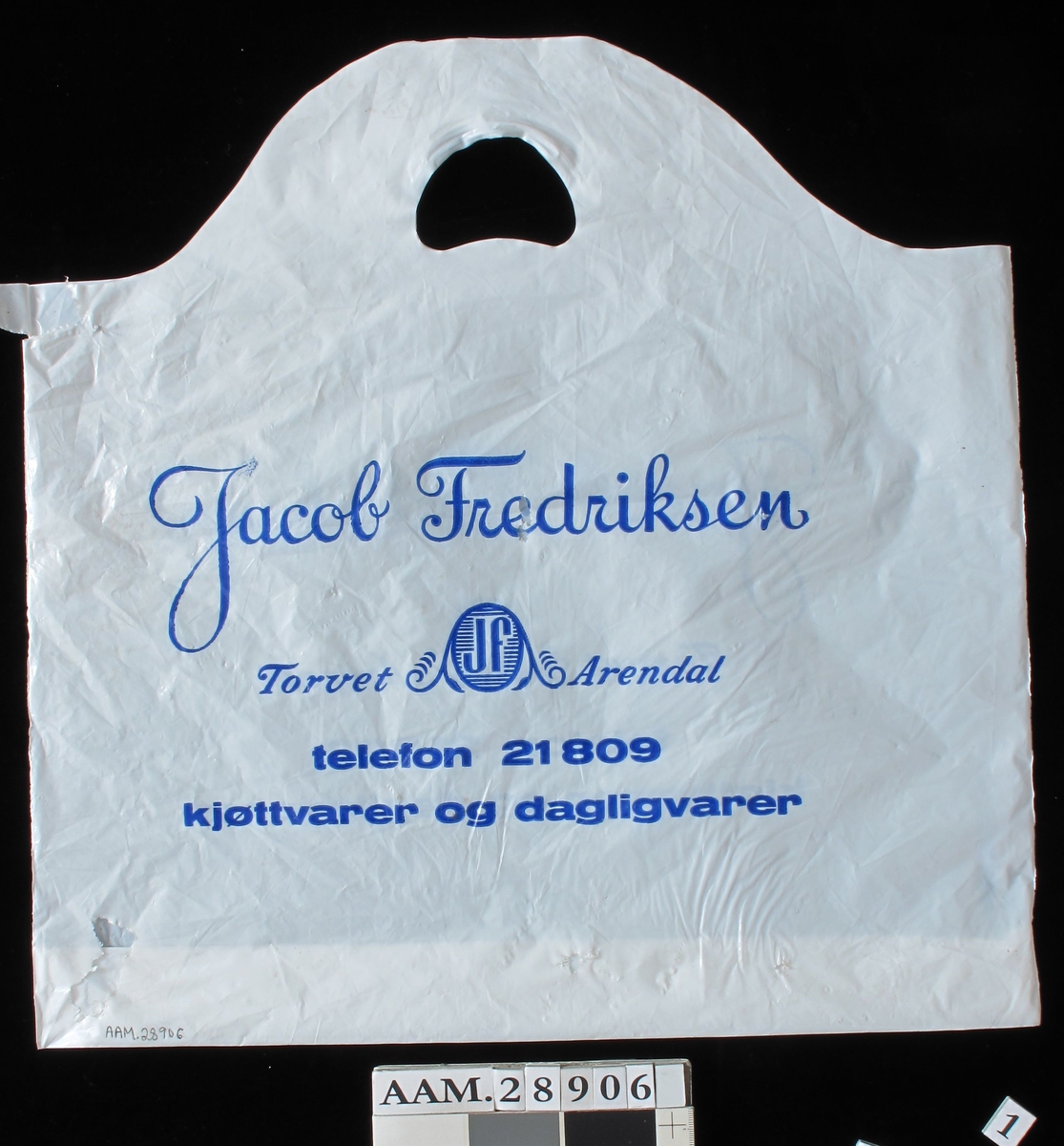 Bærepose.  Fra firma slakter Fredriksen som holdt til på Torvet.  Instilte driften ca. 1992.