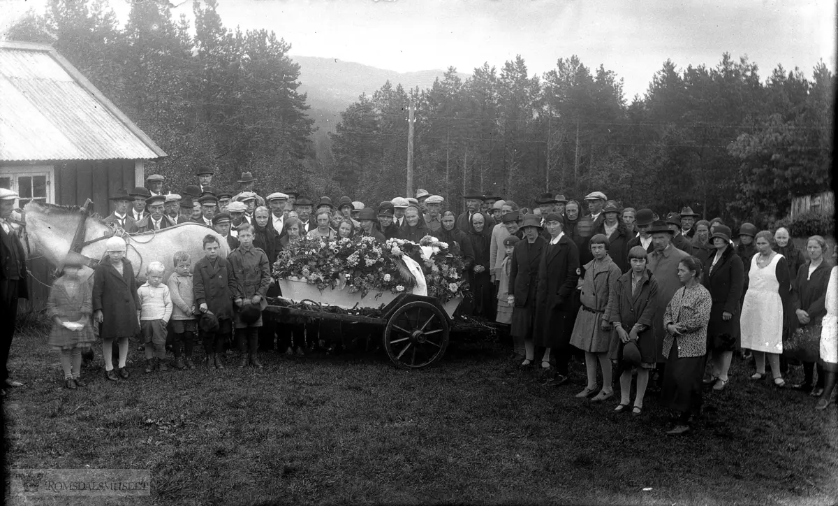 Begravelsen til Karen Anna Kleivenes i 1929.