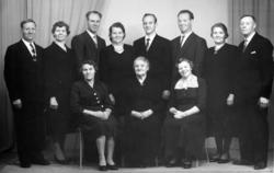 Anna Emilie Tangen med døtre og sønne