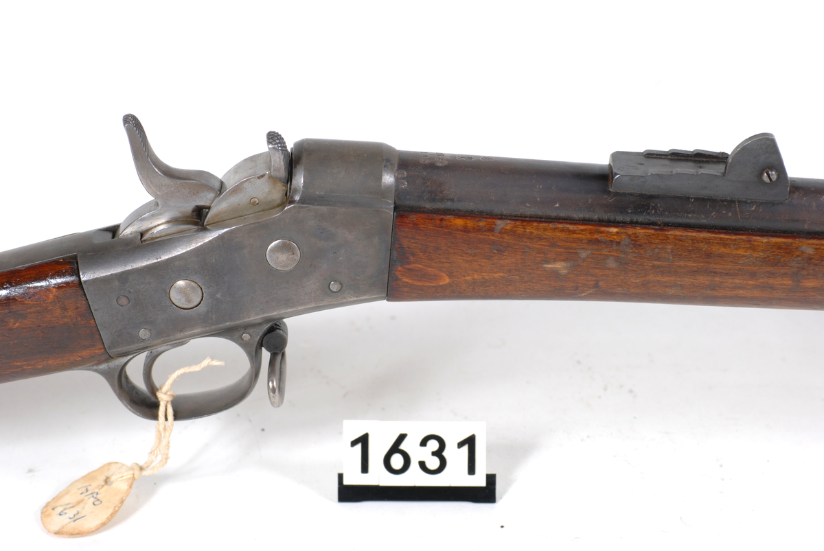 Temintongevær modell 1857 som er omgjort fra 12 mm til 6 mm Flobert. Våpenet ble approbert so øvingsgevær til bruk i 1884.