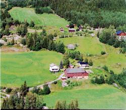 Flyfoto av Lauvdokken og bakenfor er det Bakken.