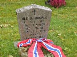 Gravsten over Ole O. Romslo
