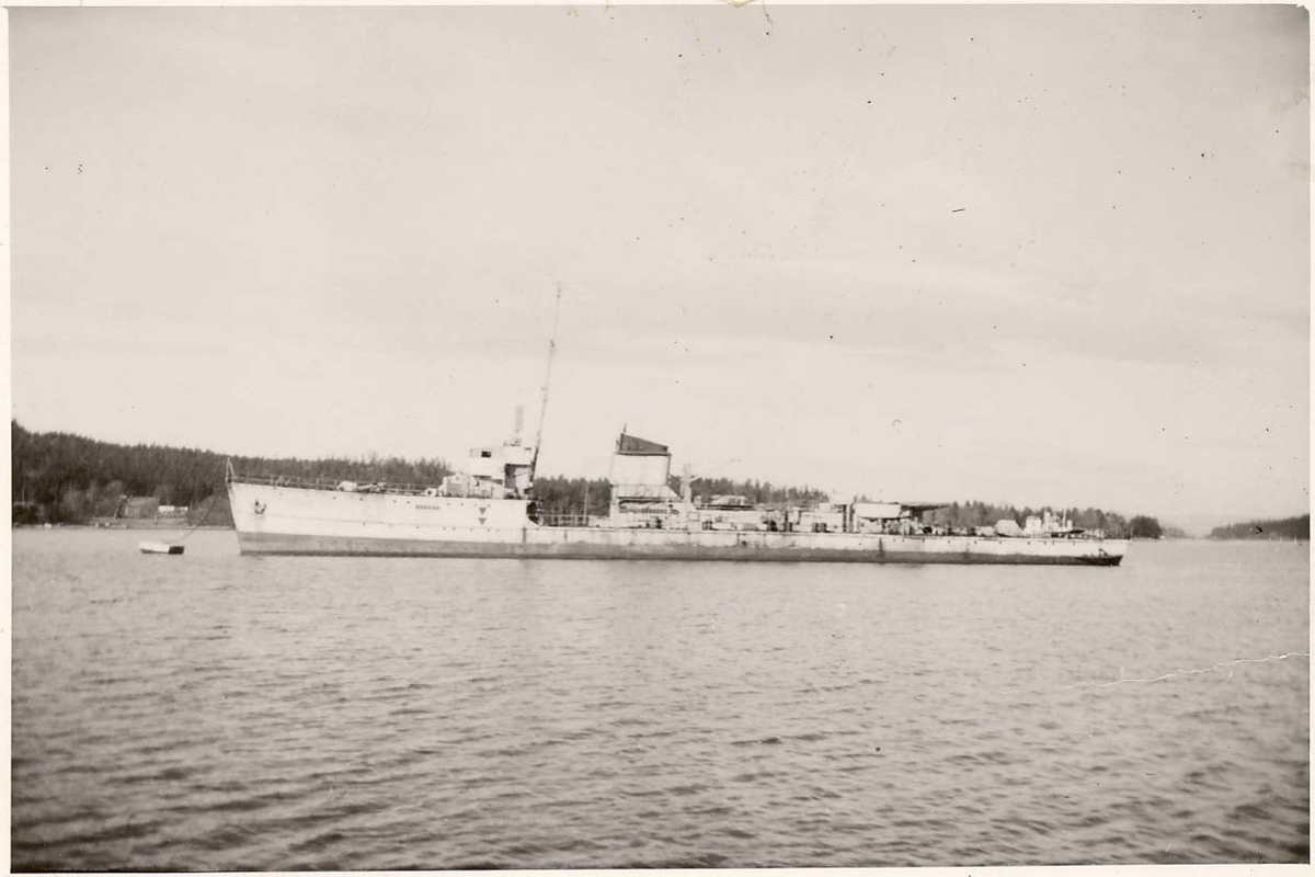 Motiv: Sleipner klasse jager "Gyller".Som ex-tysk Torpedofangboot Løwe, før ombygging til fregatt.
