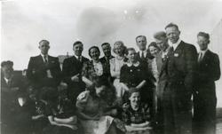 1 Øystein Mathisen, 2 ukjent, 3 Hjørdis Mathisen, 4 ukjent ,