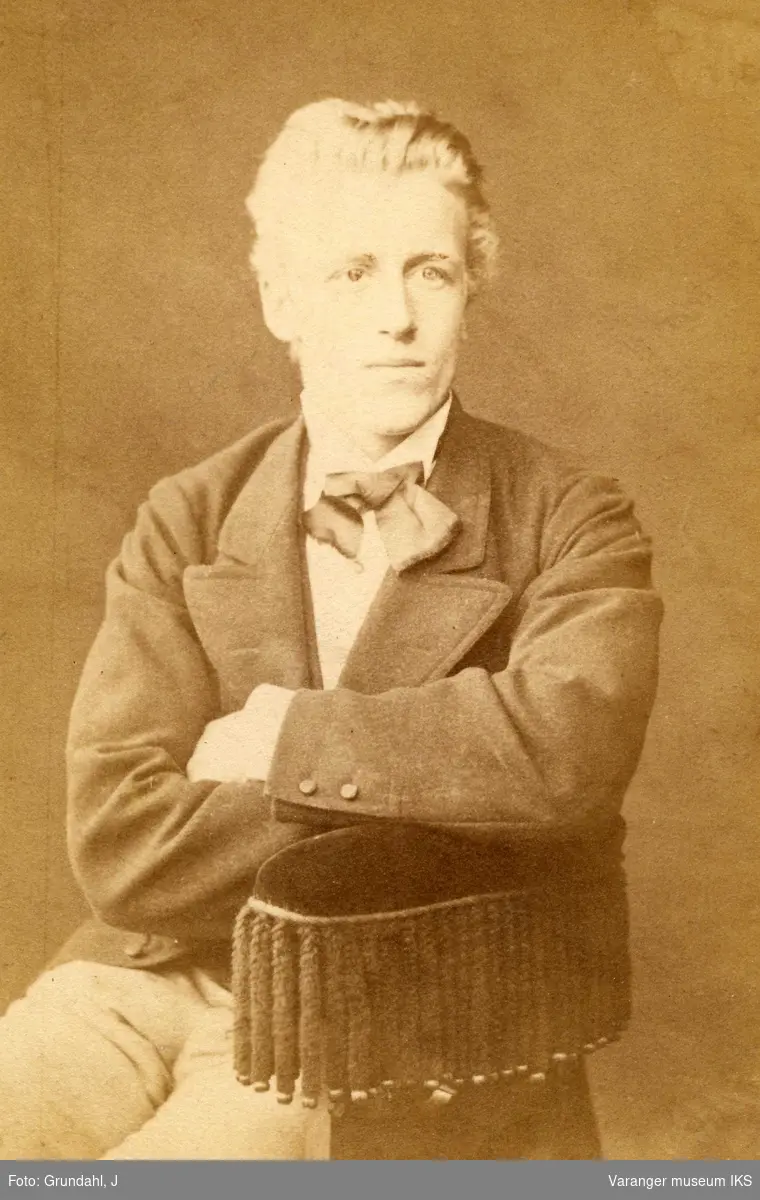Hans Fredrik Esbensen 21 år, 1875.