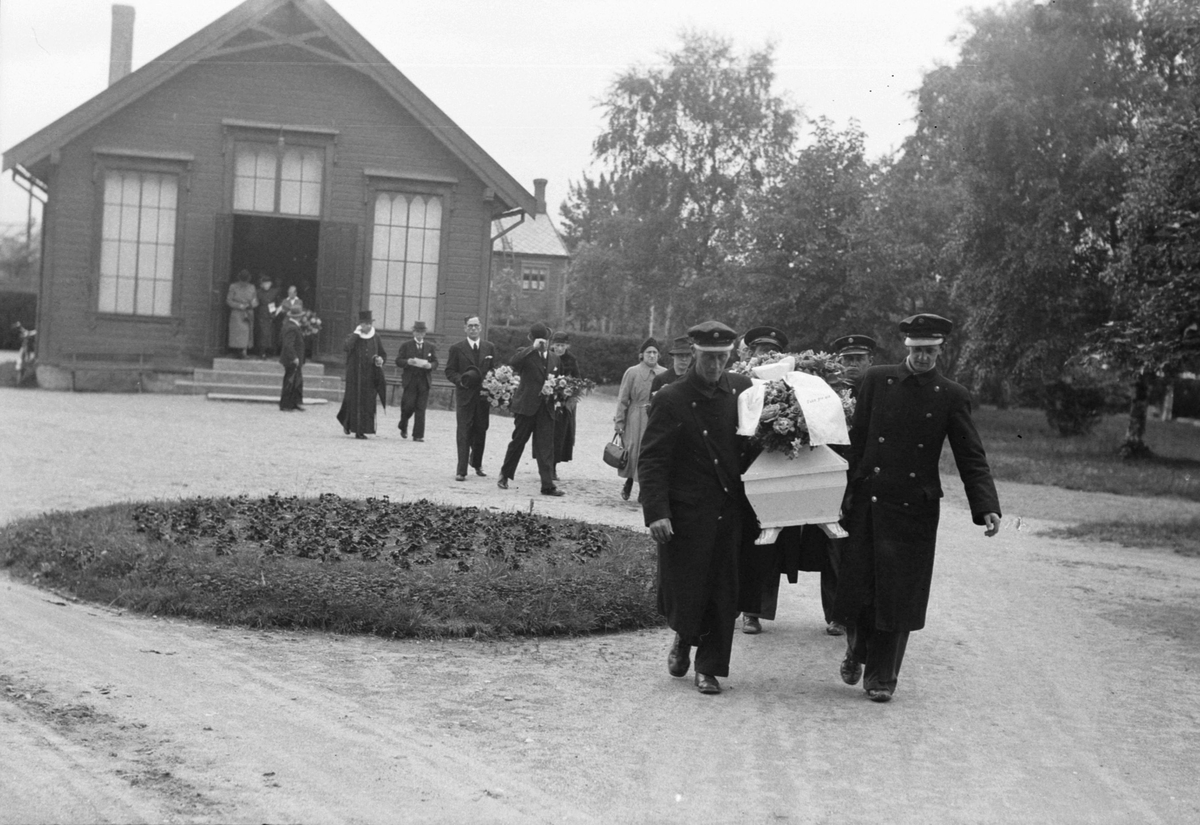 Anton Olsens begravelse