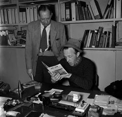 HAMAR JERNSTØPERI OG MEK. VERKSTED, HAM- JERN, TO UKJENTE LE