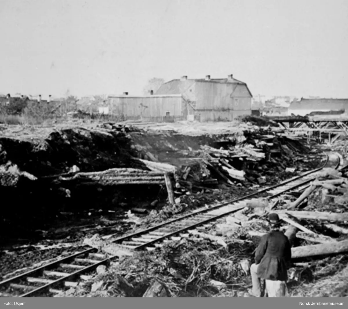 Jernbaneanlegg på Sørenga med rester av middelalderbygninger