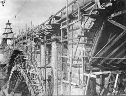 Jora bru under bygging