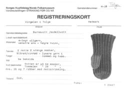 Barnevott/ modellvott, strikking