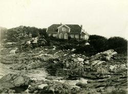 Sommerbolig, Vogts Villa på Dvergsøya, Kristiansand, 1929.