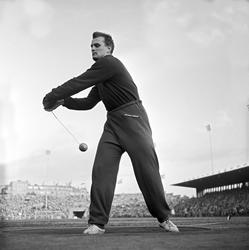 Serie. Landskamp i friidrett mellom Ungarn og Norge på Bisle