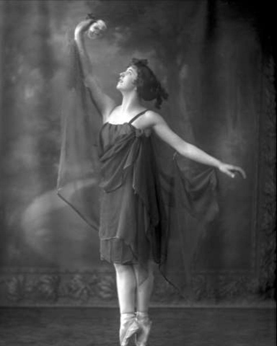 Portrett, kvinne danser ballett. Frøken Buttedal.