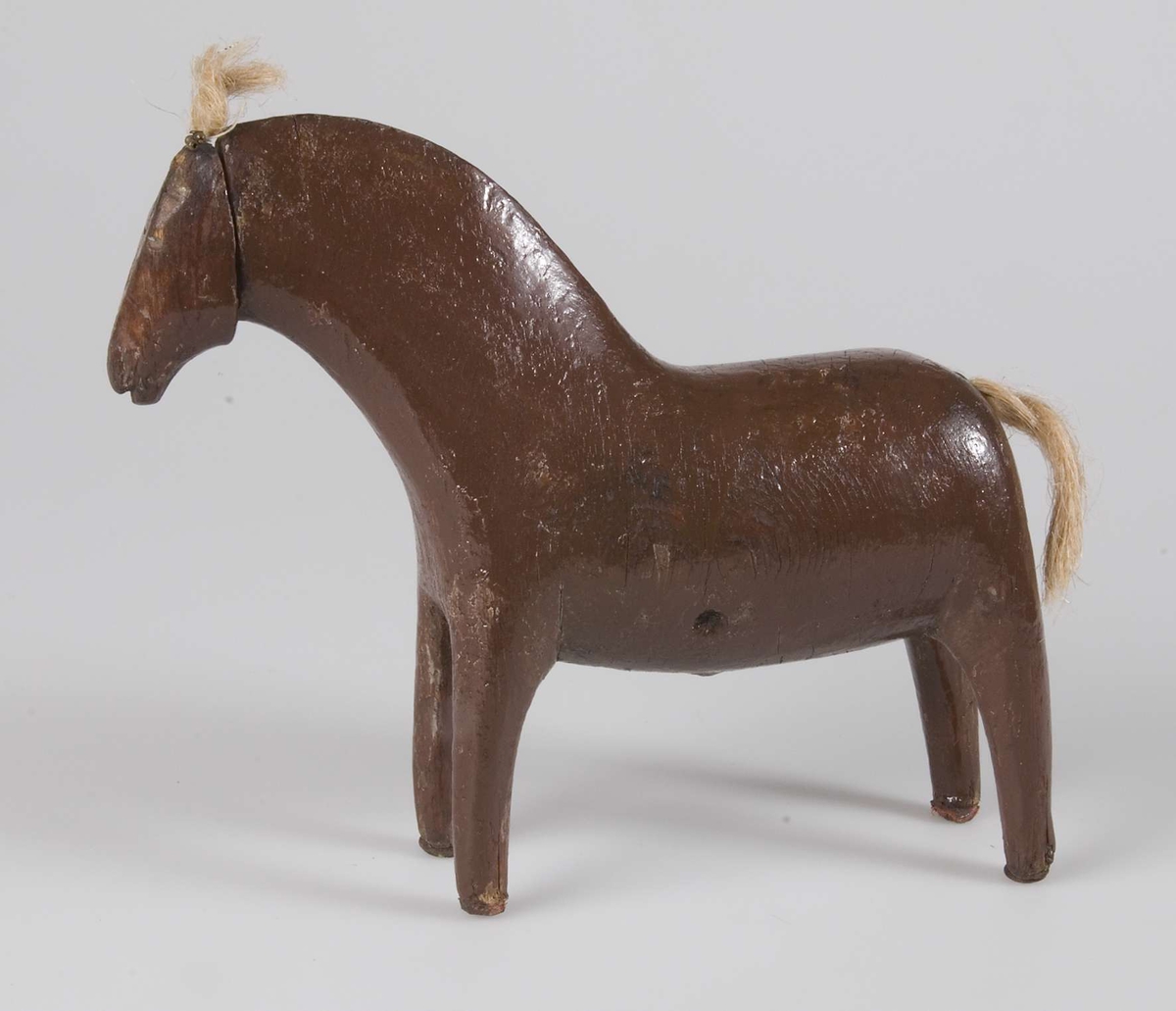Leksaken är utformad som en häst.