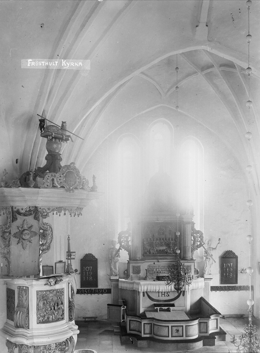 Interiör i Frösthults kyrka, Uppland 1922