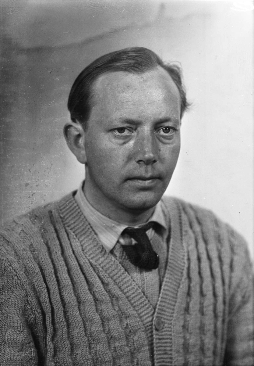 Ateljéporträtt - Åkesson, sannolikt Uppsala, 1950