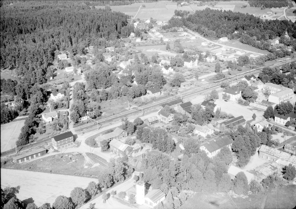 Flygfoto över Grillby, Villberga socken, Uppland 1963