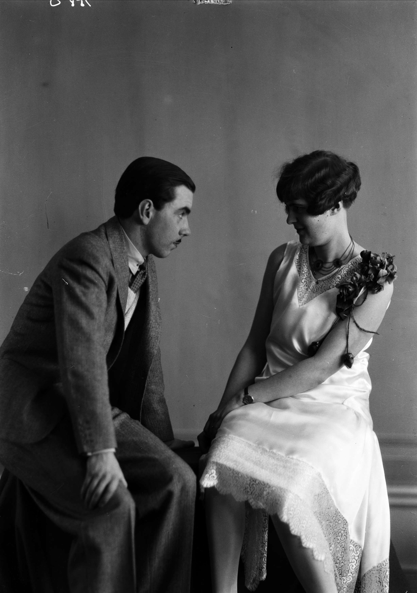 Ateljéporträtt - Sigvard Bernadotte och kvinna, 1920-tal