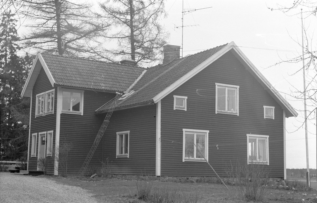 Mangårdsbyggnaden, Husby 4:1, Lilla Husby, Lena socken, Uppland 1977