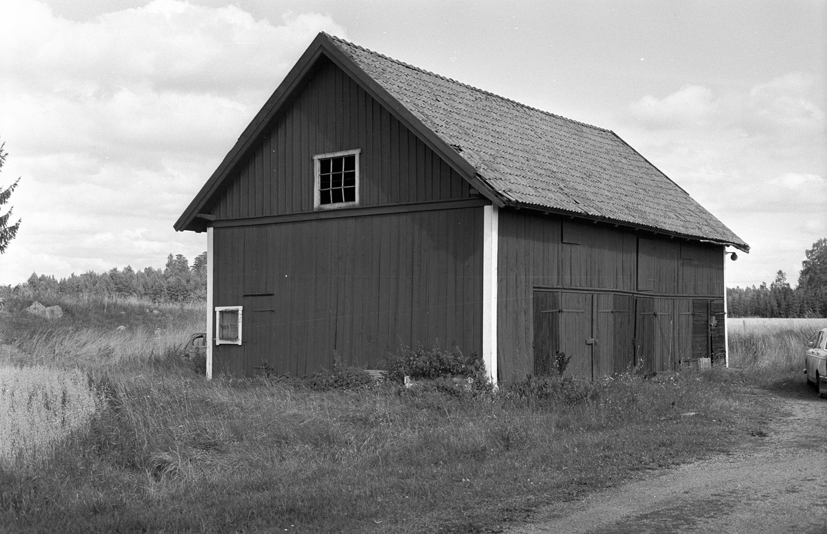 Ekonomibyggnad, Kallesta 2:1, Rasbo socken, Uppland 1982