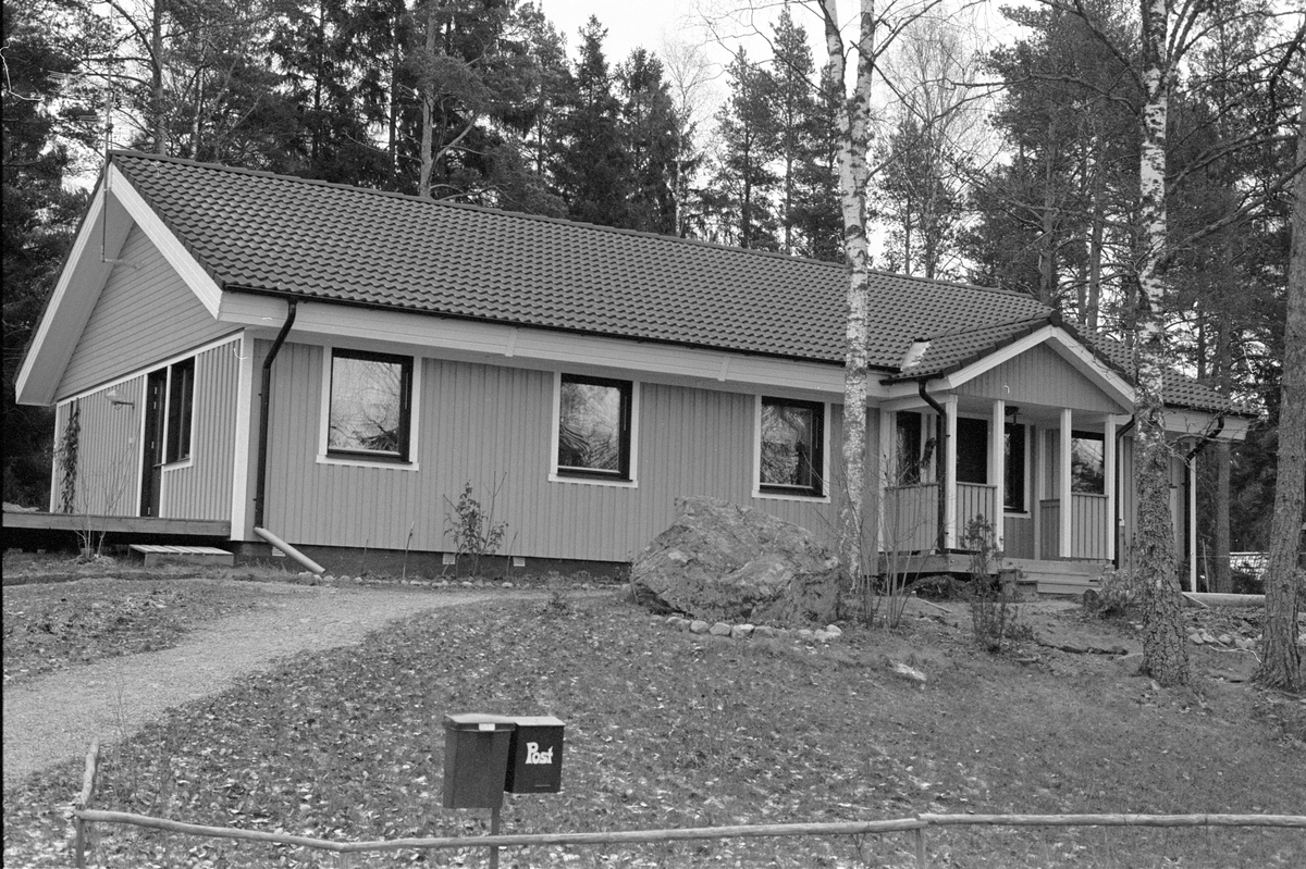 Bostadshus, Hagby-Forsa 4:6, Forsa, Hagby socken, Uppland 1985