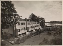 Rekkehus i Gange Rolvs gate [Fotografi]