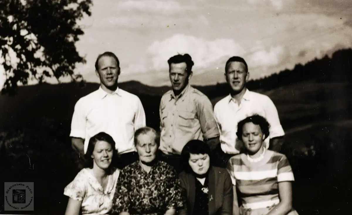 Familien Høyland i Grindheim.