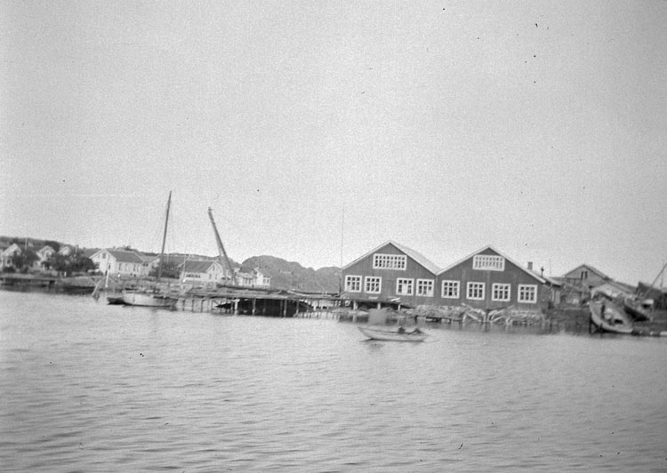 Enligt text som medföljde bilden: "Marstrand, Kvarnholmen".