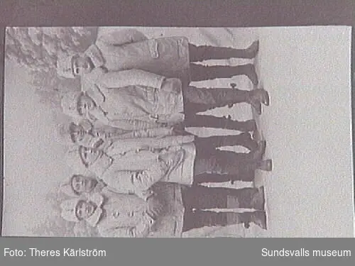 Sex unga män, från regementet T 3 i Sollefteå.