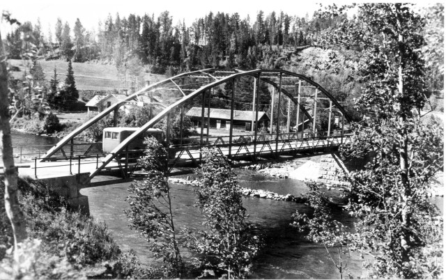 Linjen Östersund - Ragunda Bron över Ammerån.
