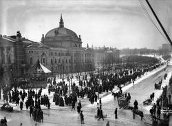 Musikk i musikkpaviljongen, Studenterlunden