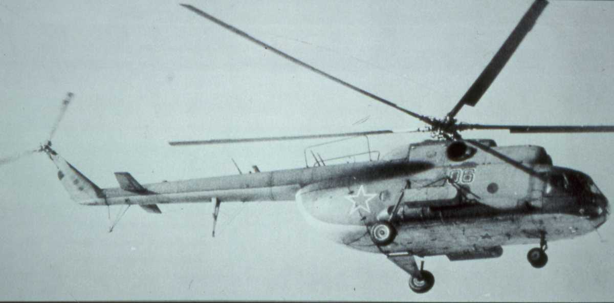 Russisk helikopter av typen Mil Mi-8VPK Hip D med nr. 06.