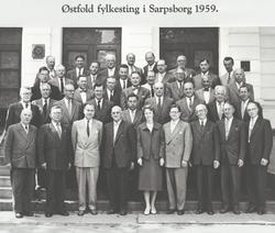 "Østfold fylkesting i Sarpsborg 1959." 

Første rekke fra 
