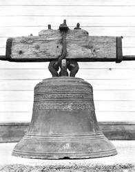 kirkeklokke, Aremark kirke,