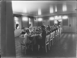 Borregaard Hovedgaard i Sarpsborg ant. 
Festsal med dekket 