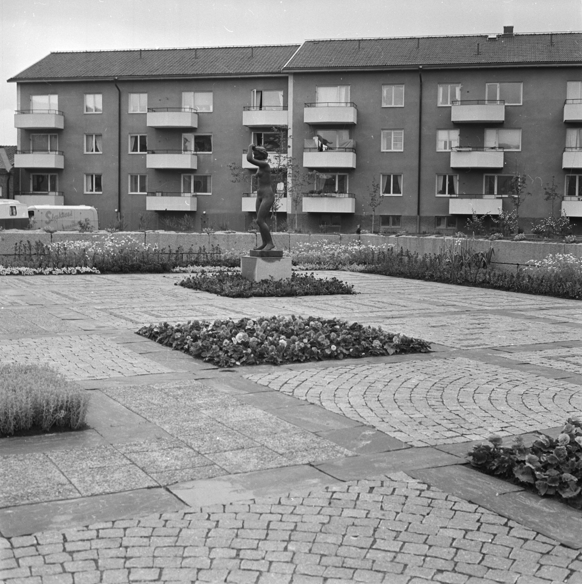 "Flora nu i rätt miljö", Byggmästarplan, Sala backe, Uppsala 1957
