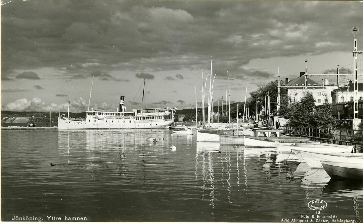 Jönköping. Yttre hamnen. I bakgrunden S/S Motala Express.