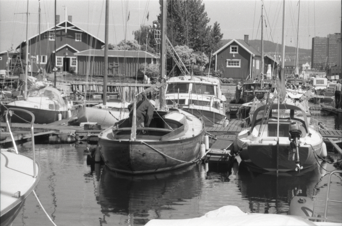 Fortuna 2-krysseren 'Braatt 2' ved brygga i Revierhavnens båtforening på Hovedøya.