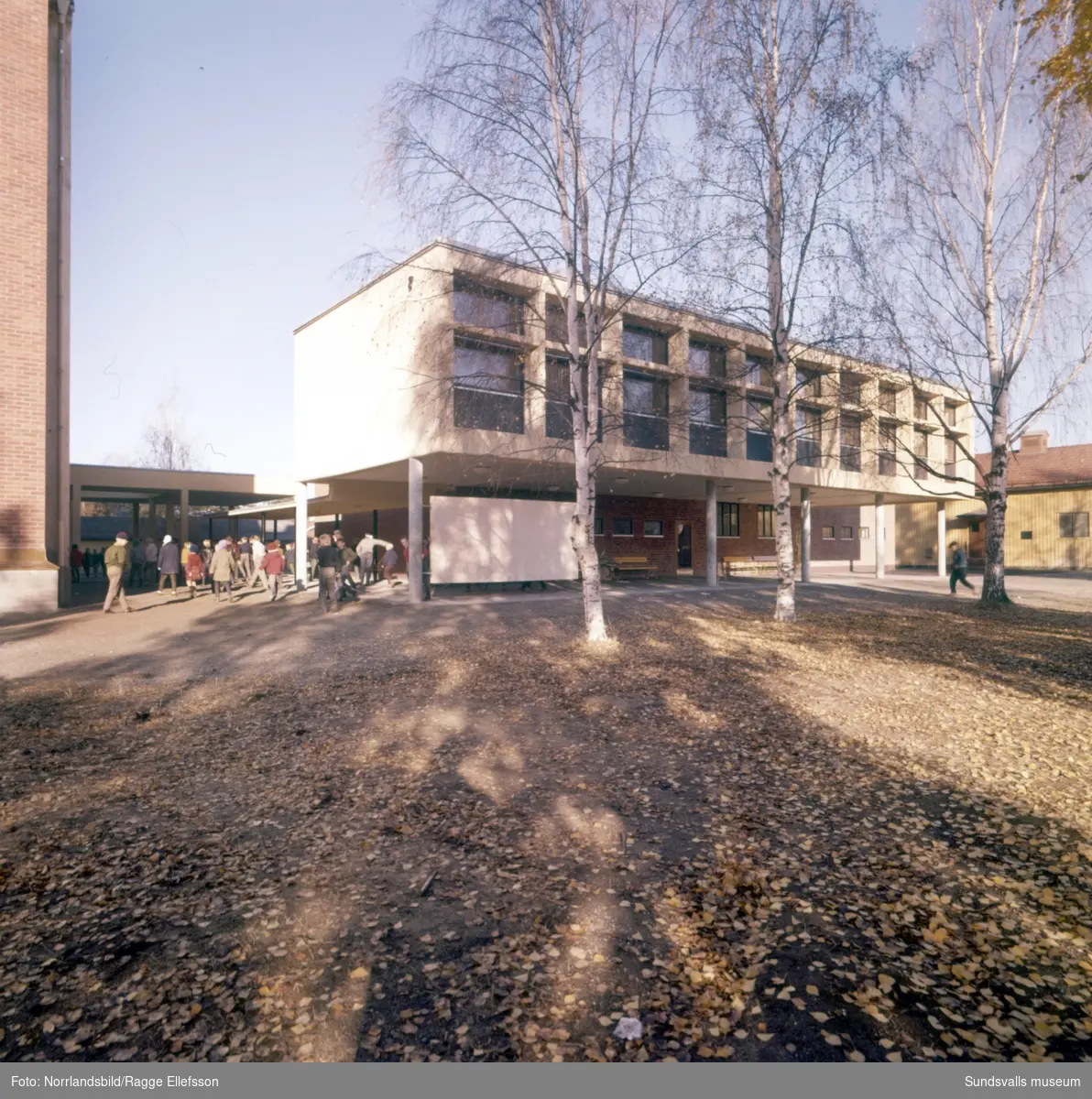Matfors skola 1960, exteriörbilder.