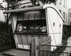 Pølsebod ved Bislett [Fotografi]