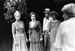 Nationaltheateret. "Kjærlighedens Komedie" overtagelse 20/6-