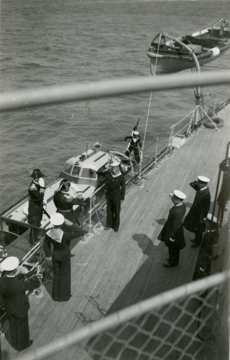 Fartyget Drottning Victoria på kröningen (George VI )