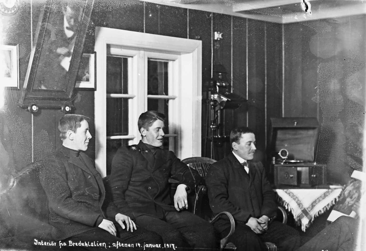 "Interiør fra Bredalslien, aftenen 14. januar 1917"