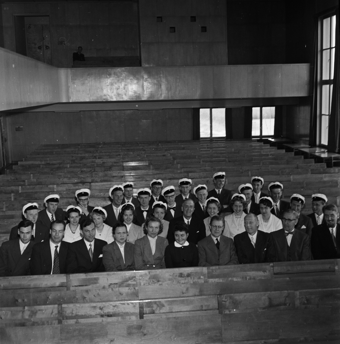 Praktiska mellanskolan - första studentexamen, Uppsala, 1957