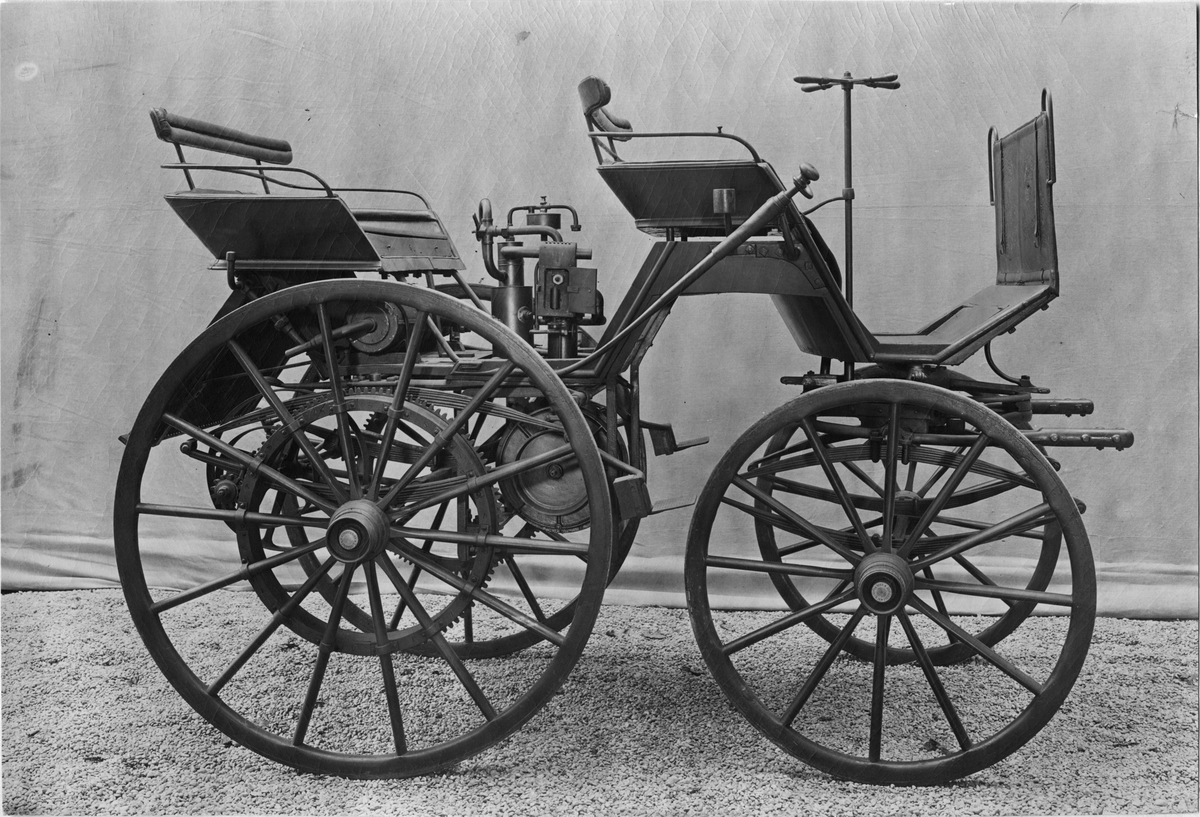 Deutsches Museum. Automobil från Daimler.