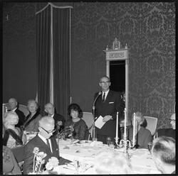 Jubilantfest i Sandefjord. Direktør Rafn ønsker velkommen ti