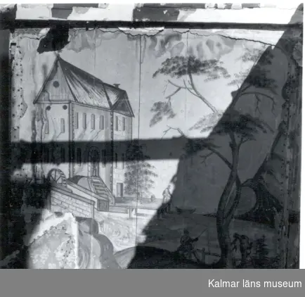 Väggmålningar i trappan till ett 1947 rivet hus vid Södra Långgatan. Grått i grått, på papper klistrat på virket. Överförda till museet.