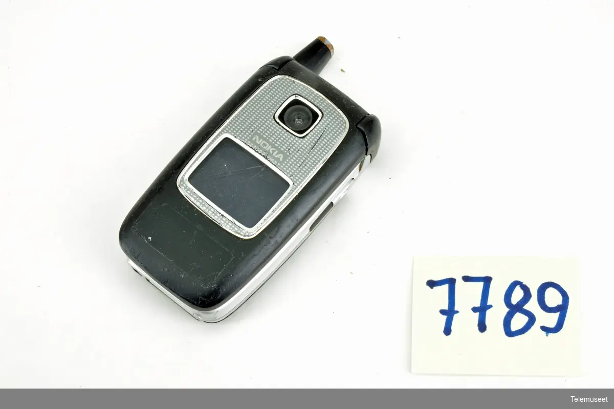 Nokia 6103
Batteri: 4c 820 mAh
Taletid 4t, standby tid 350t