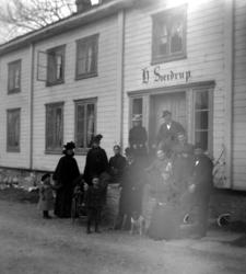 Duplikat. Sverdrups Hotell i Eidsvåg, i Nesset kommune. Hit 